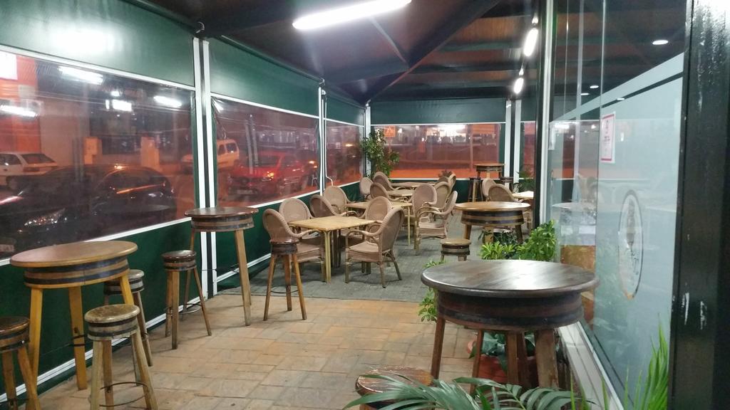 Hotel Leon La Palma Del Condado Dış mekan fotoğraf