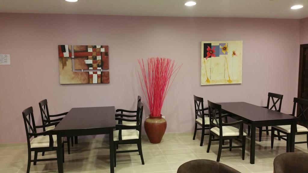 Hotel Leon La Palma Del Condado Dış mekan fotoğraf